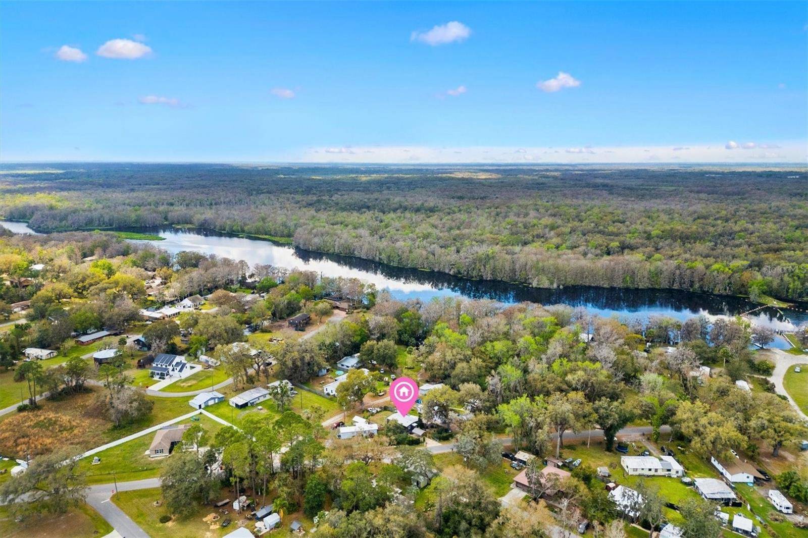 Lake Panasoffkee, FL 33538,4552 CR 300