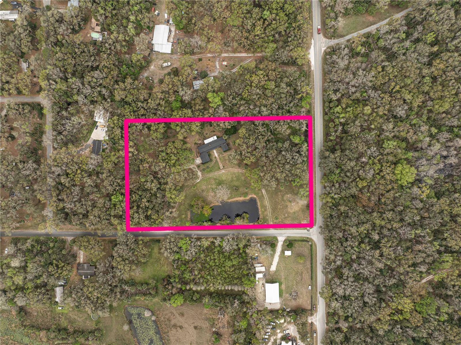 Lake Panasoffkee, FL 33538,2930 CR 416N