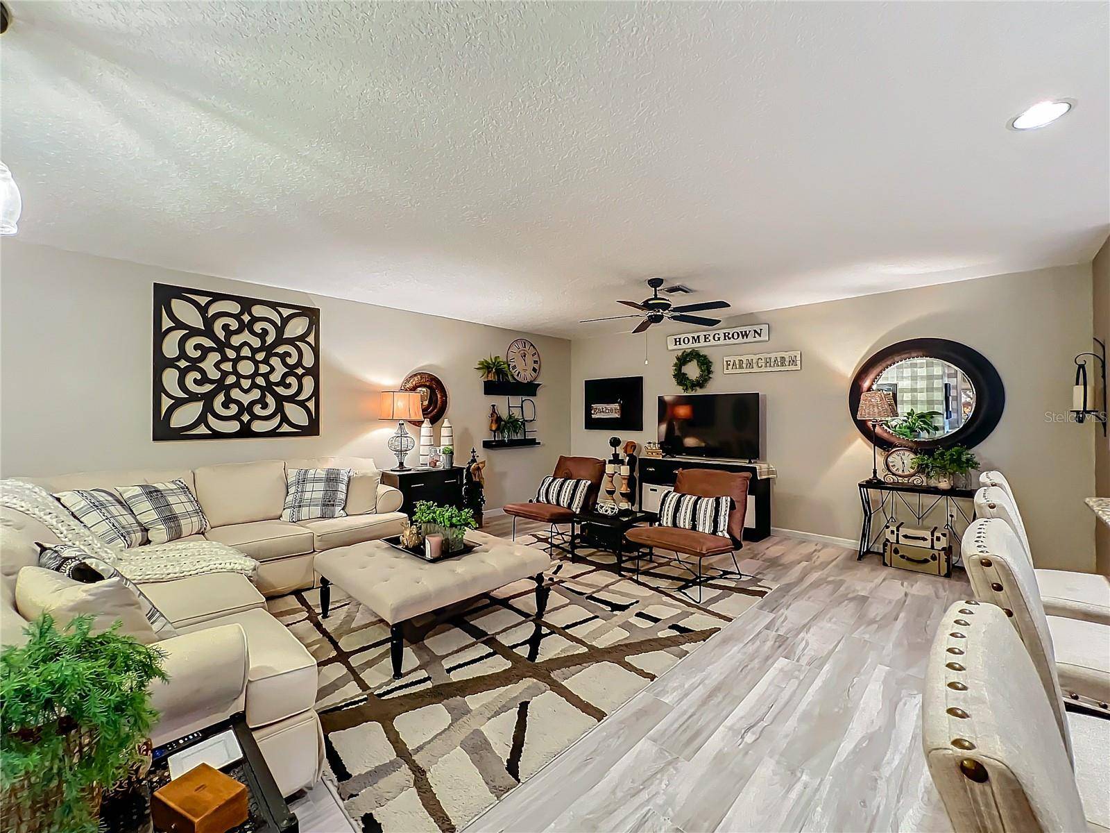 Leesburg, FL 34748,1131 APPLE TER