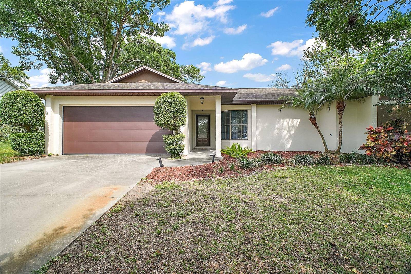 Eustis, FL 32726,2309 FAIRVIEW CT