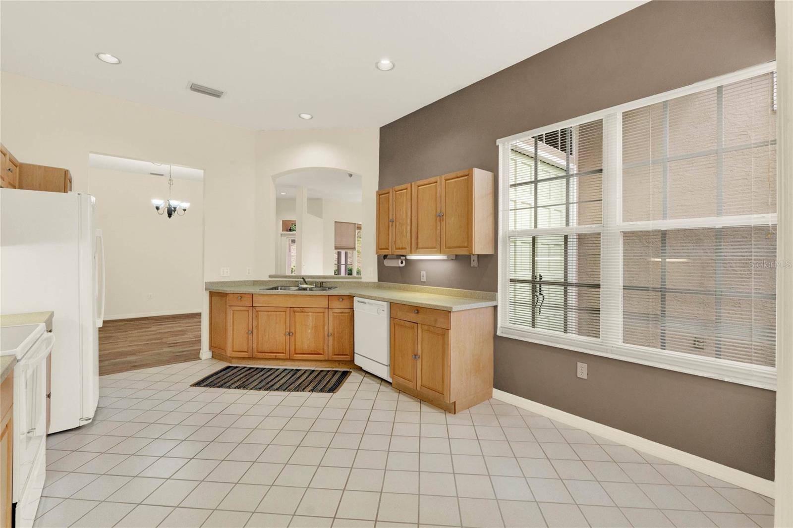 Lady Lake, FL 32159,39905 BAYVIEW DR