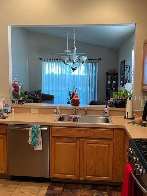Groveland, FL 34736,155 CREPE MYRTLE DR