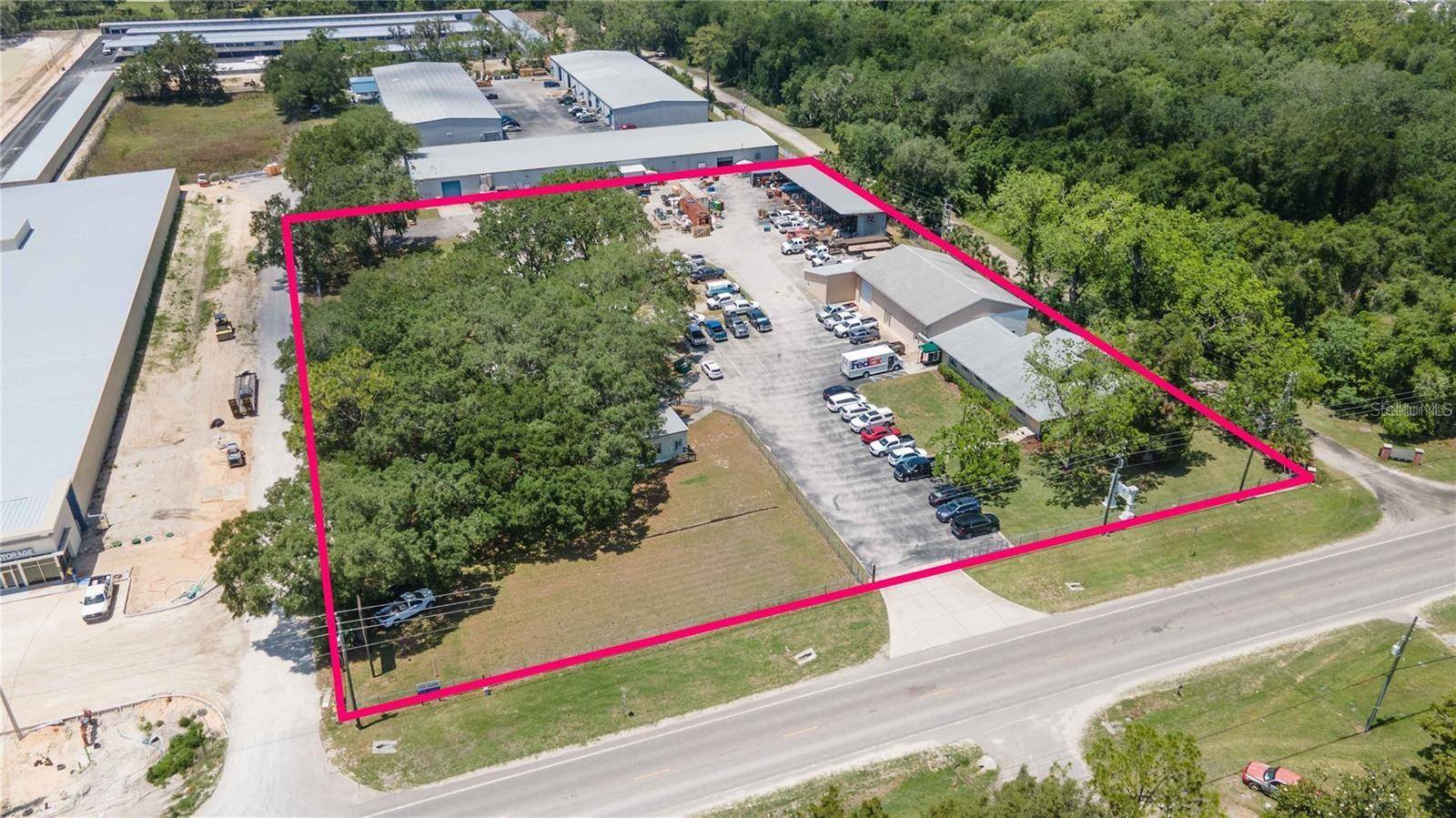 Wildwood, FL 34785,3494 N US HIGHWAY 301