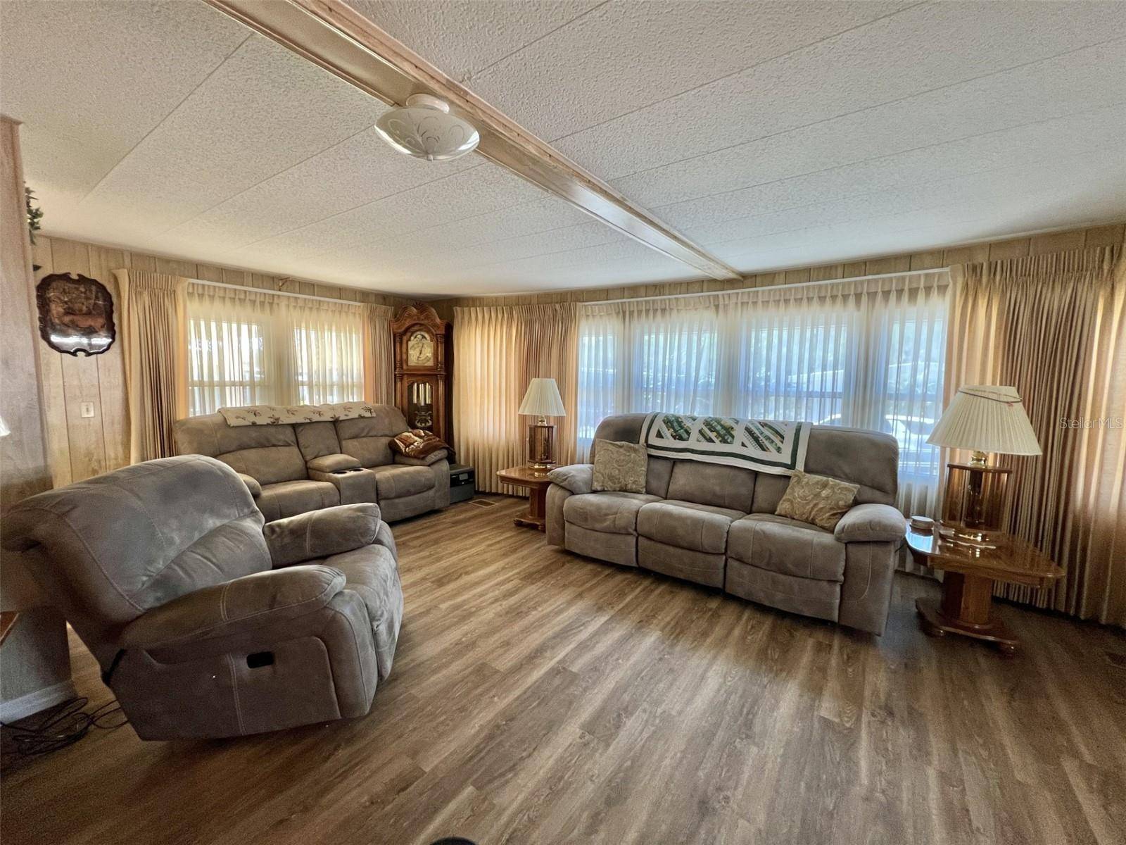 Leesburg, FL 34748,111 AZALEA TRL