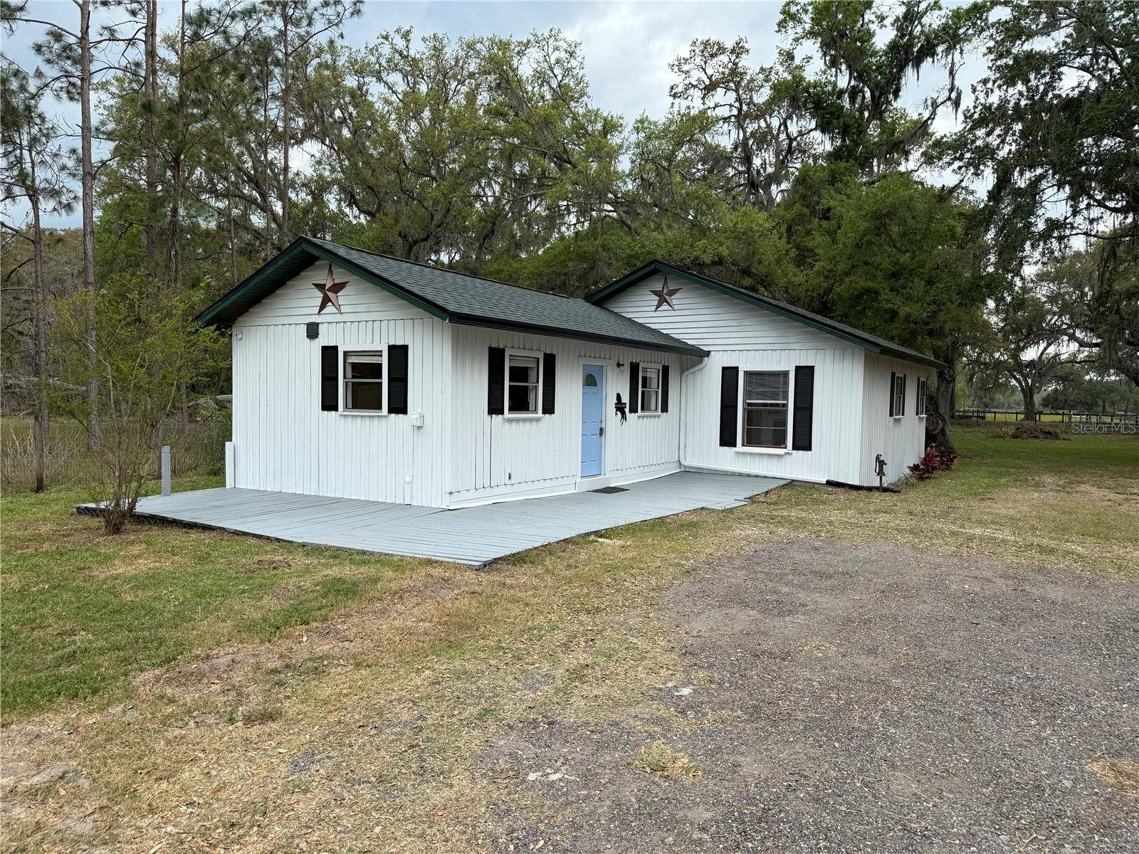 Lake Panasoffkee, FL 33538,1010 COUNTY ROAD 416N