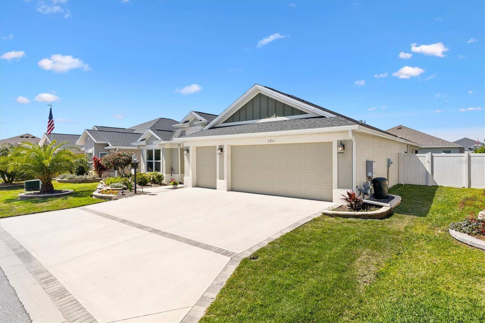 The Villages, FL 32163,1211 ISABELLE PL