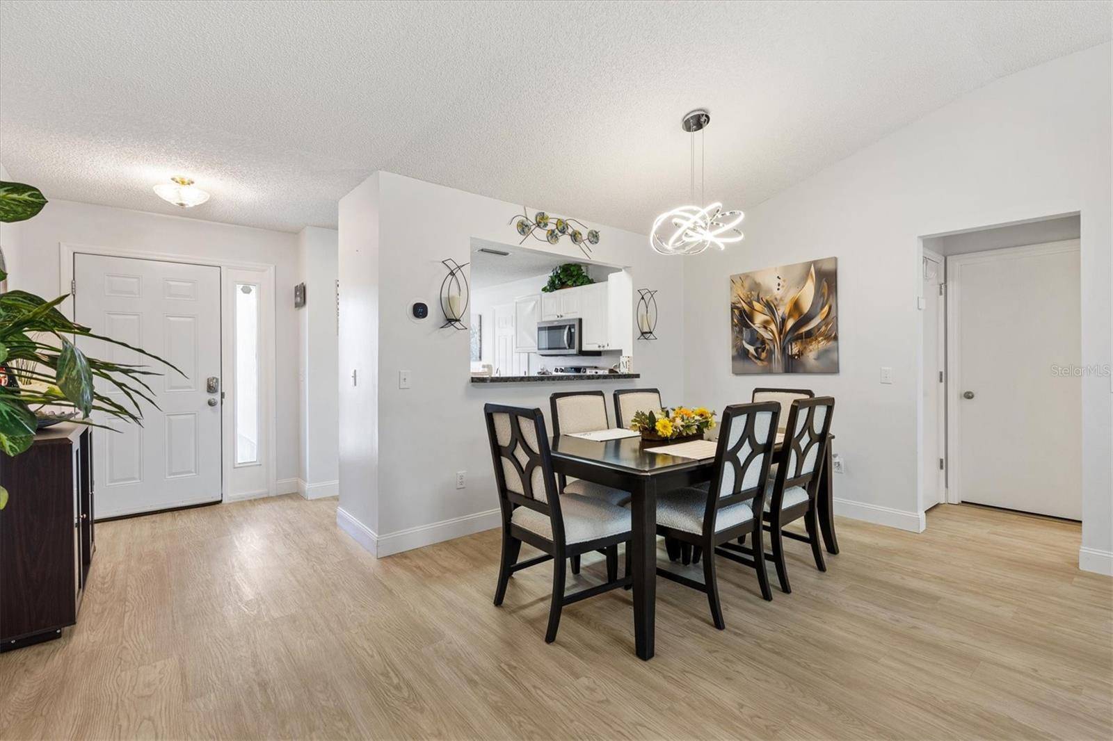 The Villages, FL 32159,206 DESOTA CT