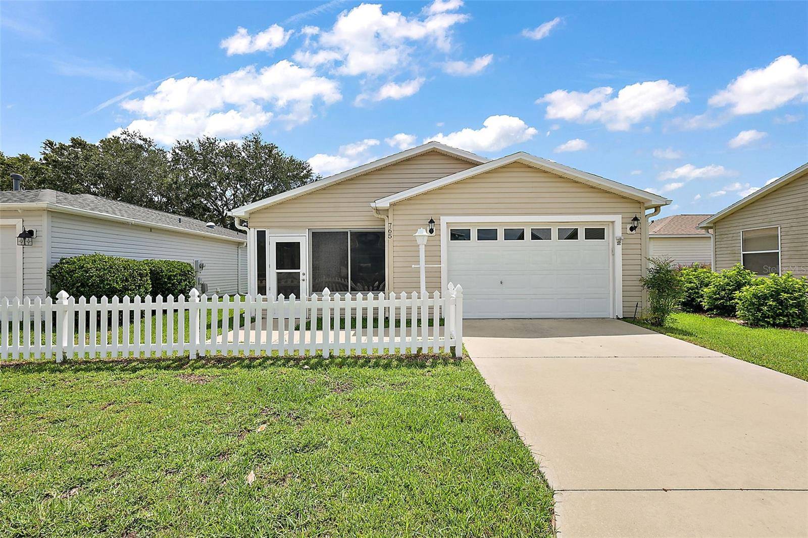 The Villages, FL 32162,765 LESLIE LN