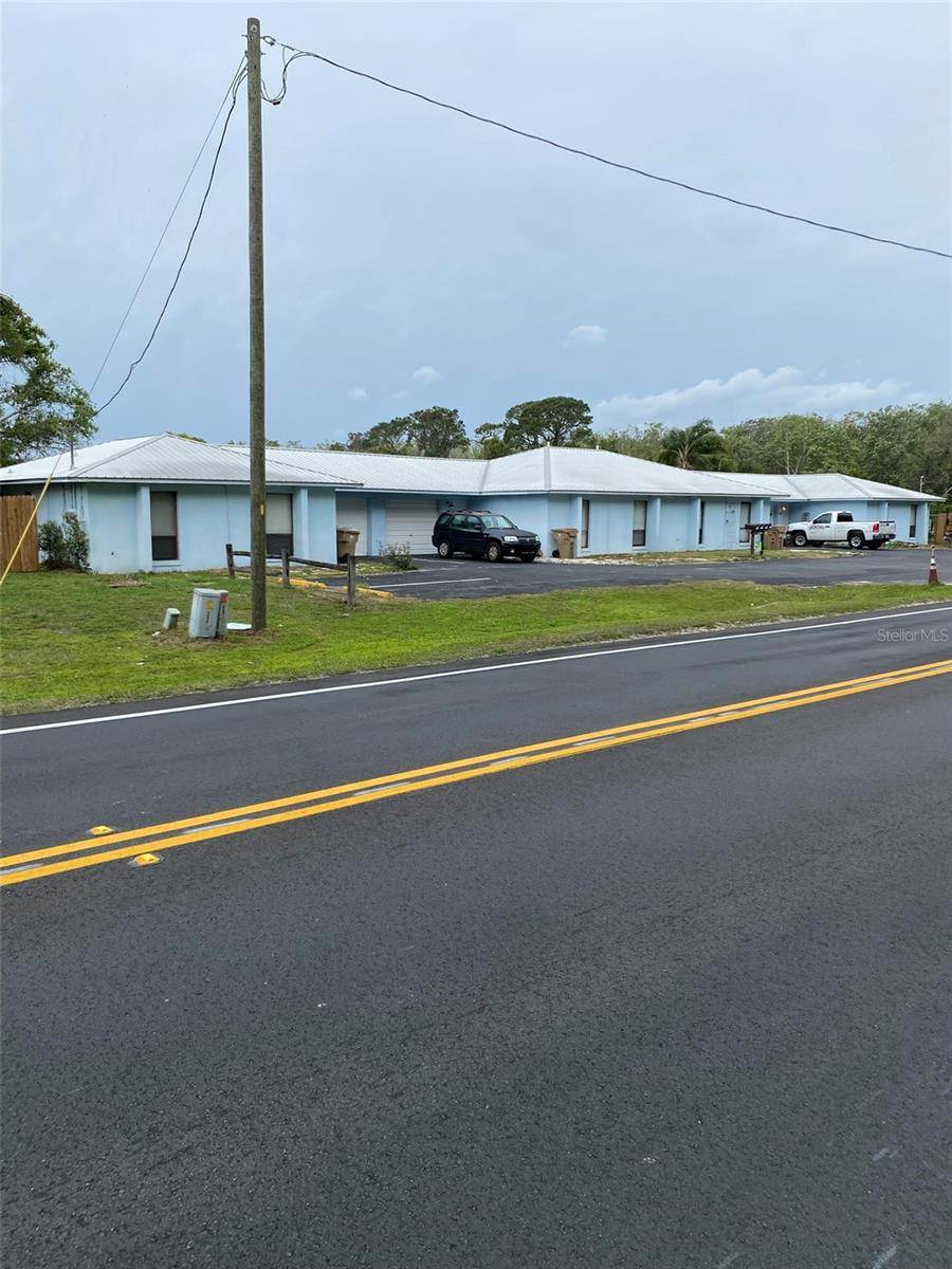 Tavares, FL 32778,26645 COUNTY ROAD 561 #2