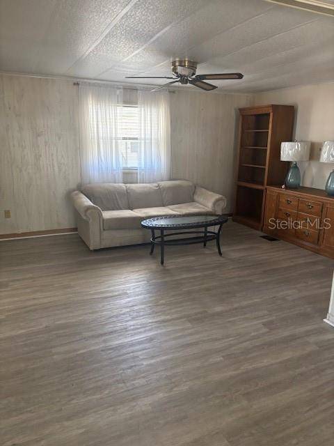 Leesburg, FL 34748,2066 MONTCLAIR RD