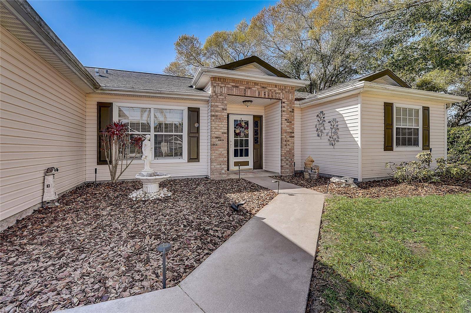 Leesburg, FL 34748,25273 LOST OAK CIR