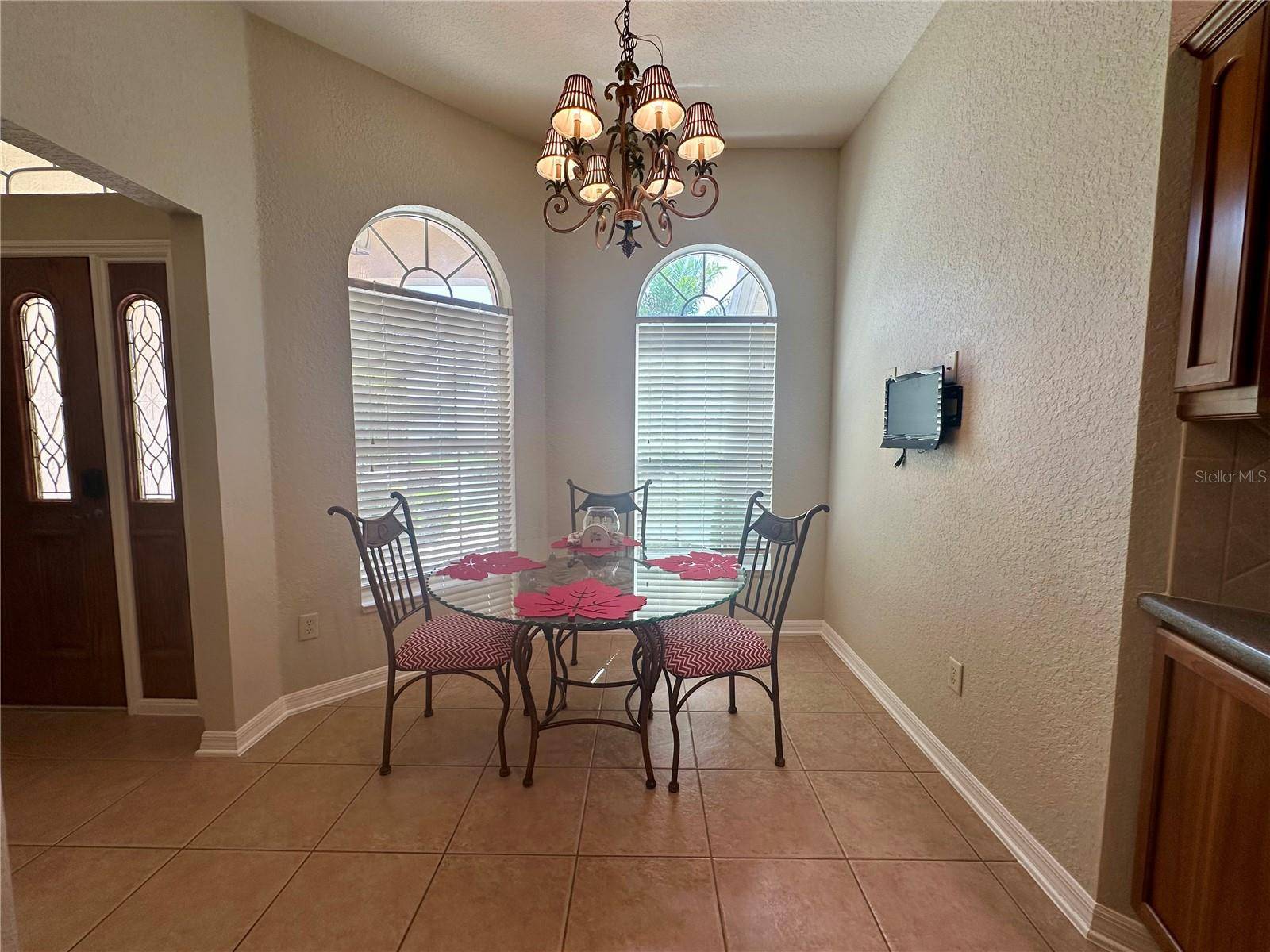 The Villages, FL 32162,2071 WESTCHESTER WAY