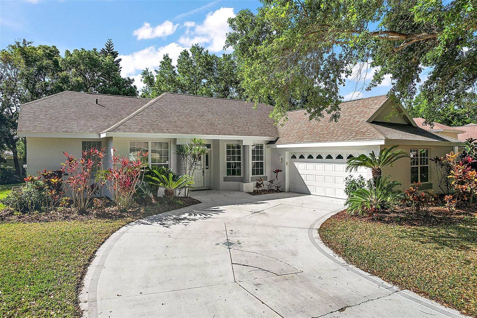 Mount Dora, FL 32757,1860 PARK FOREST BLVD