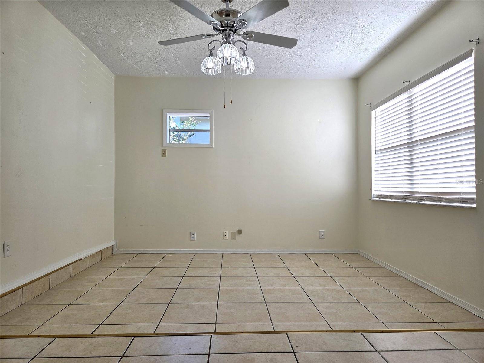 Clermont, FL 34715,104 N OAKLAND AVE
