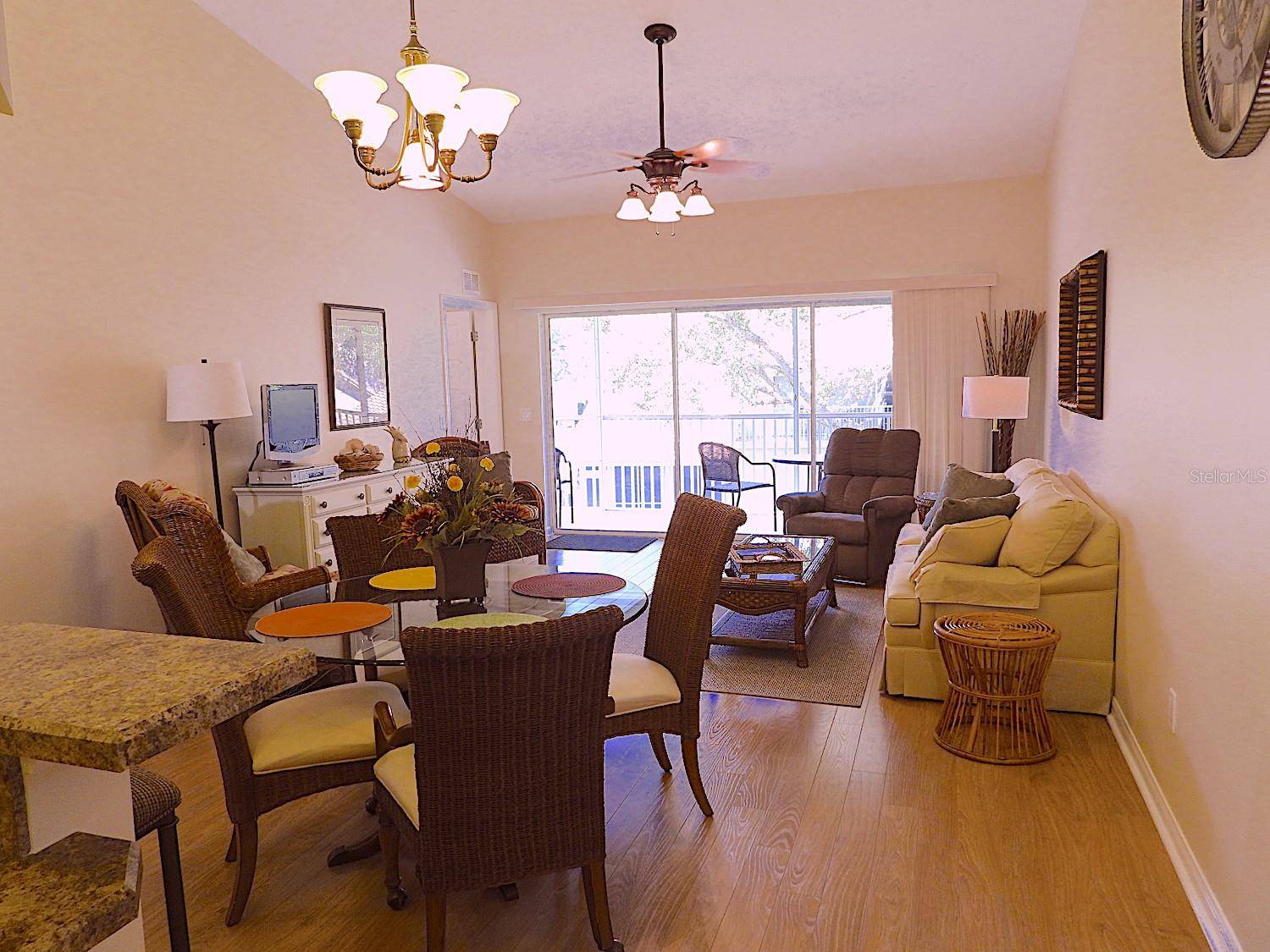 Oxford, FL 34484,5373 COMPASS PT #1
