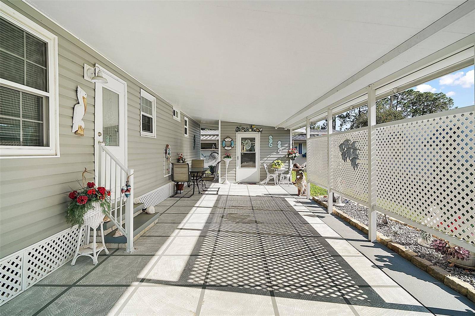 Eustis, FL 32726,150 HICKORY LN