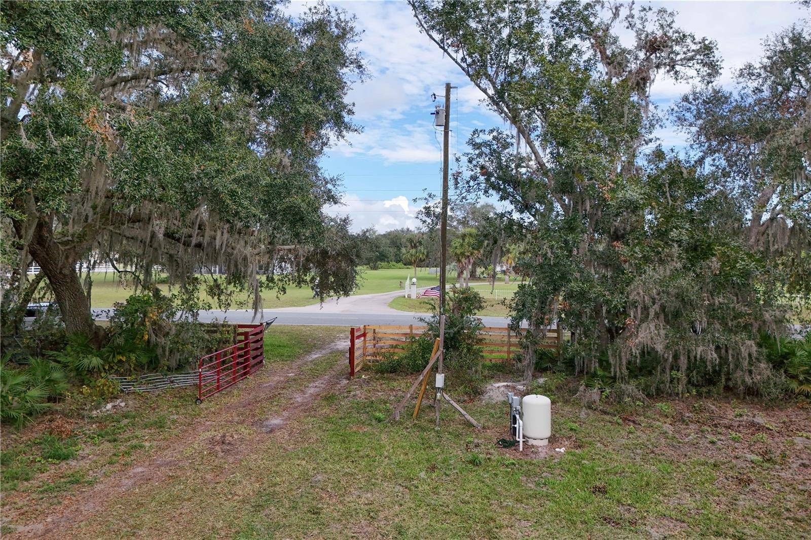 Leesburg, FL 34788,39767 CR-452