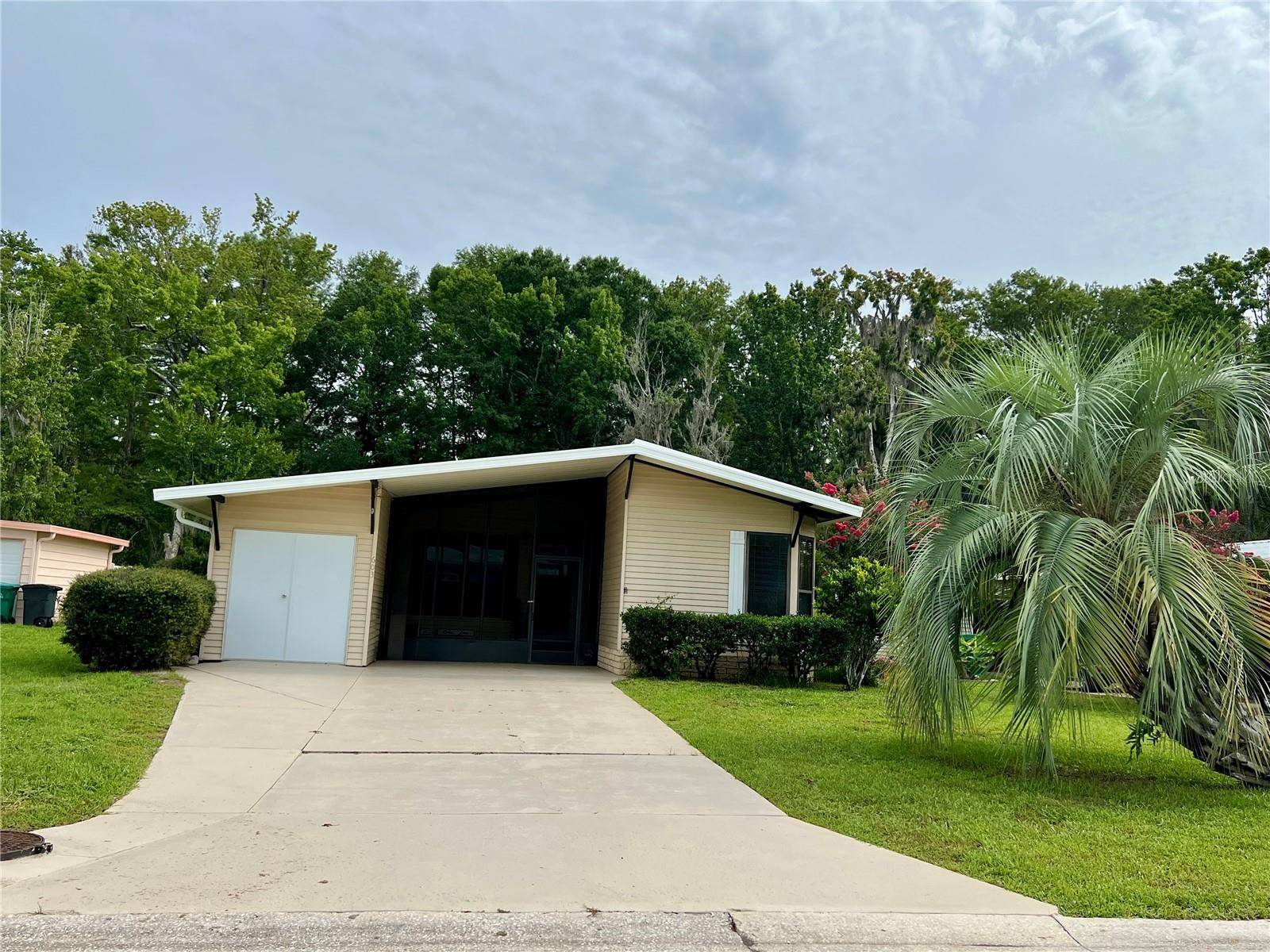 Wildwood, FL 34785,603 ROBIN LN