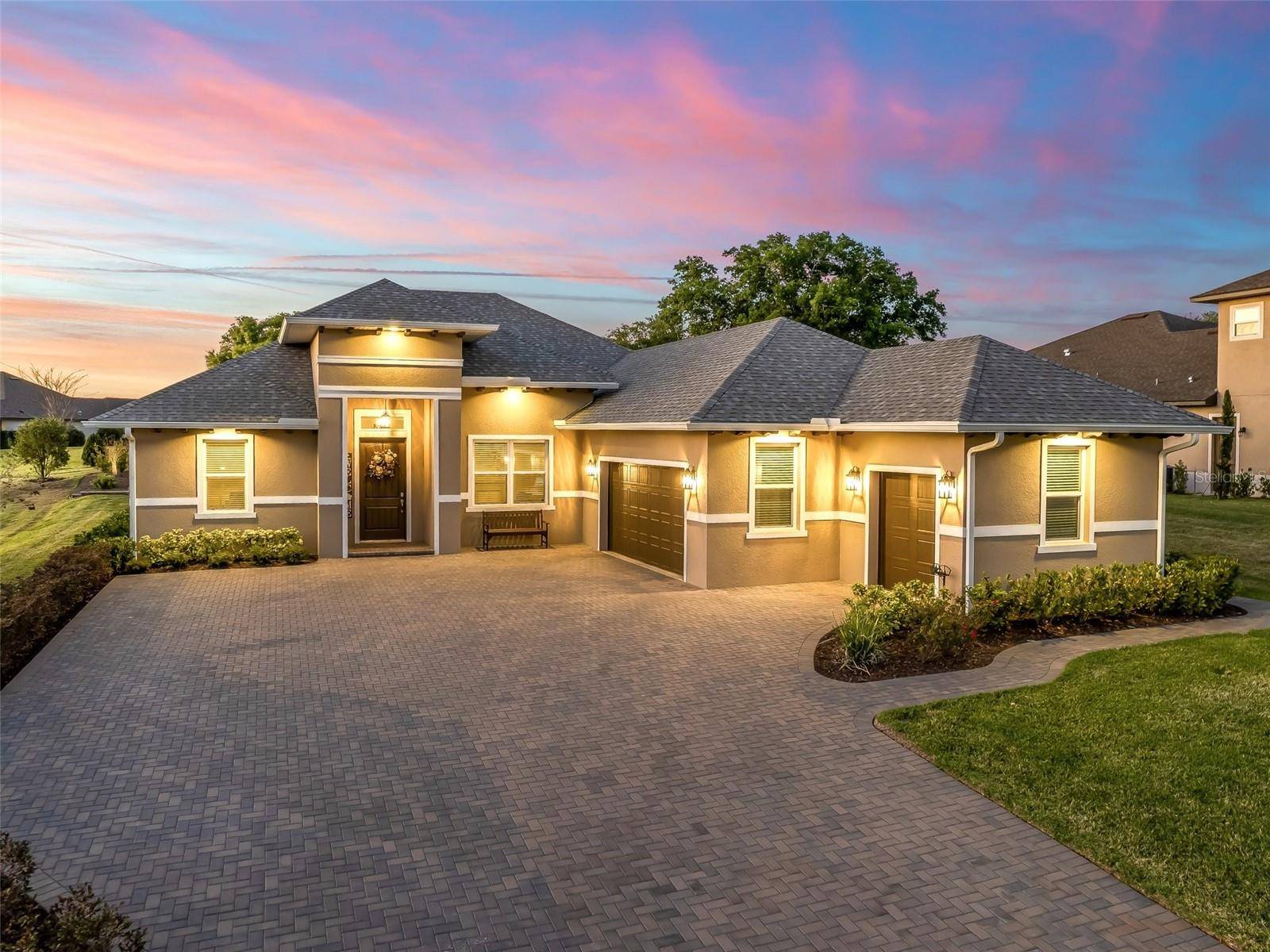 Lady Lake, FL 32159,39653 GROVE HTS