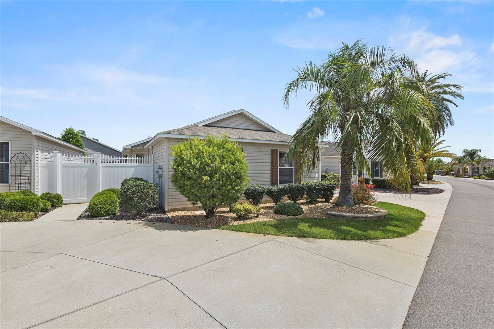 The Villages, FL 32162,2293 WAYLAND ST