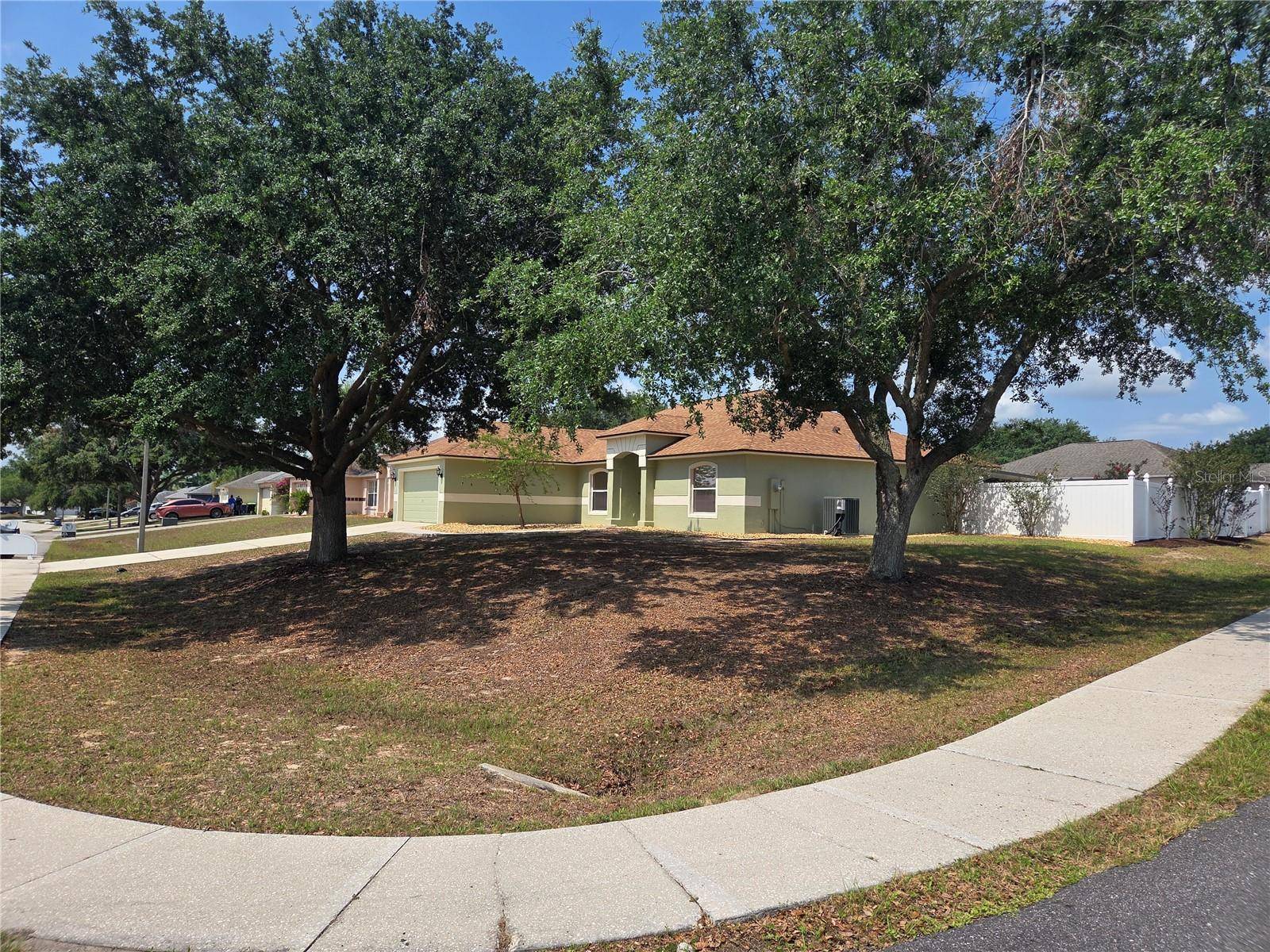 Mascotte, FL 34753,8025 CARDINAL WINDS LN