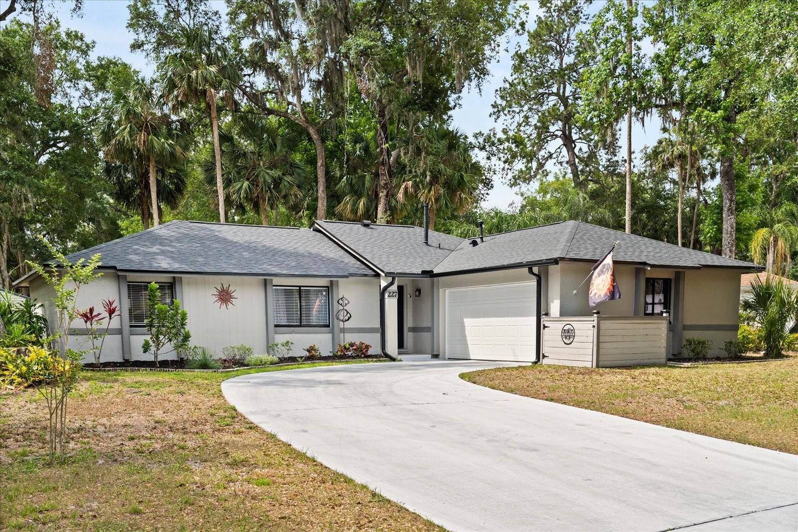 Winter Springs, FL 32708,227 OAK RD
