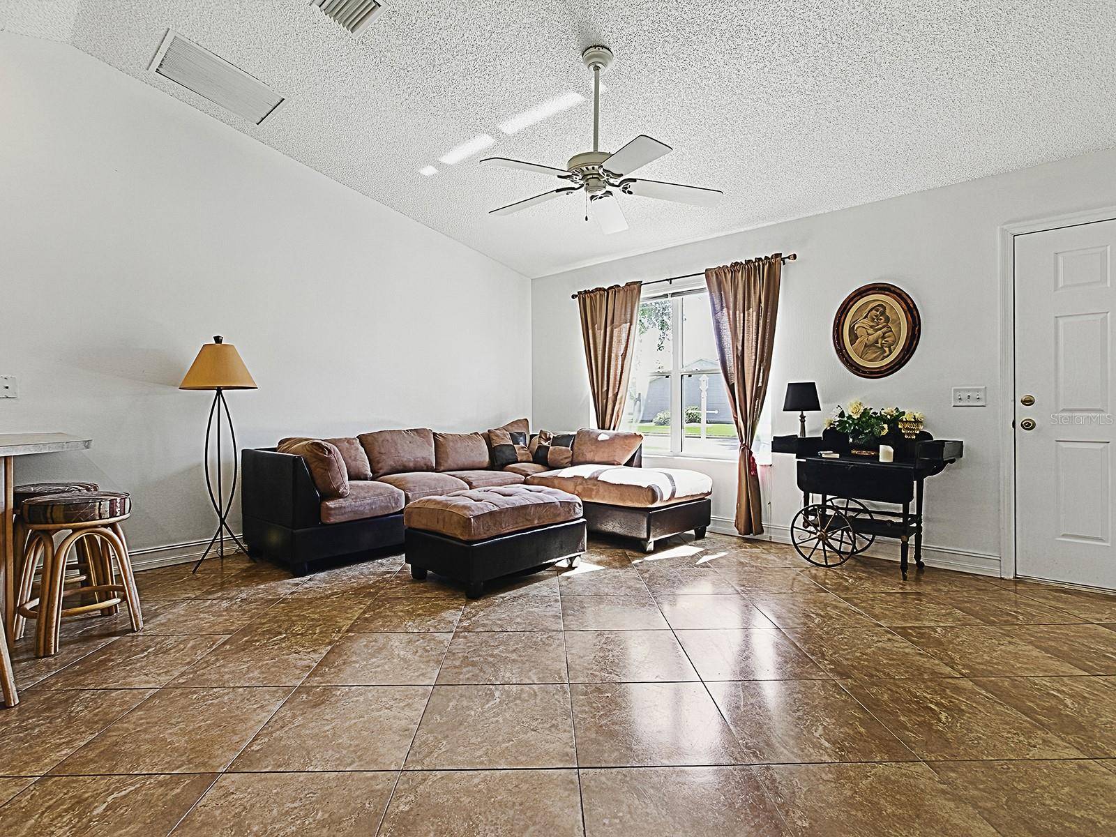 The Villages, FL 32162,1060 DAVENPORT DR