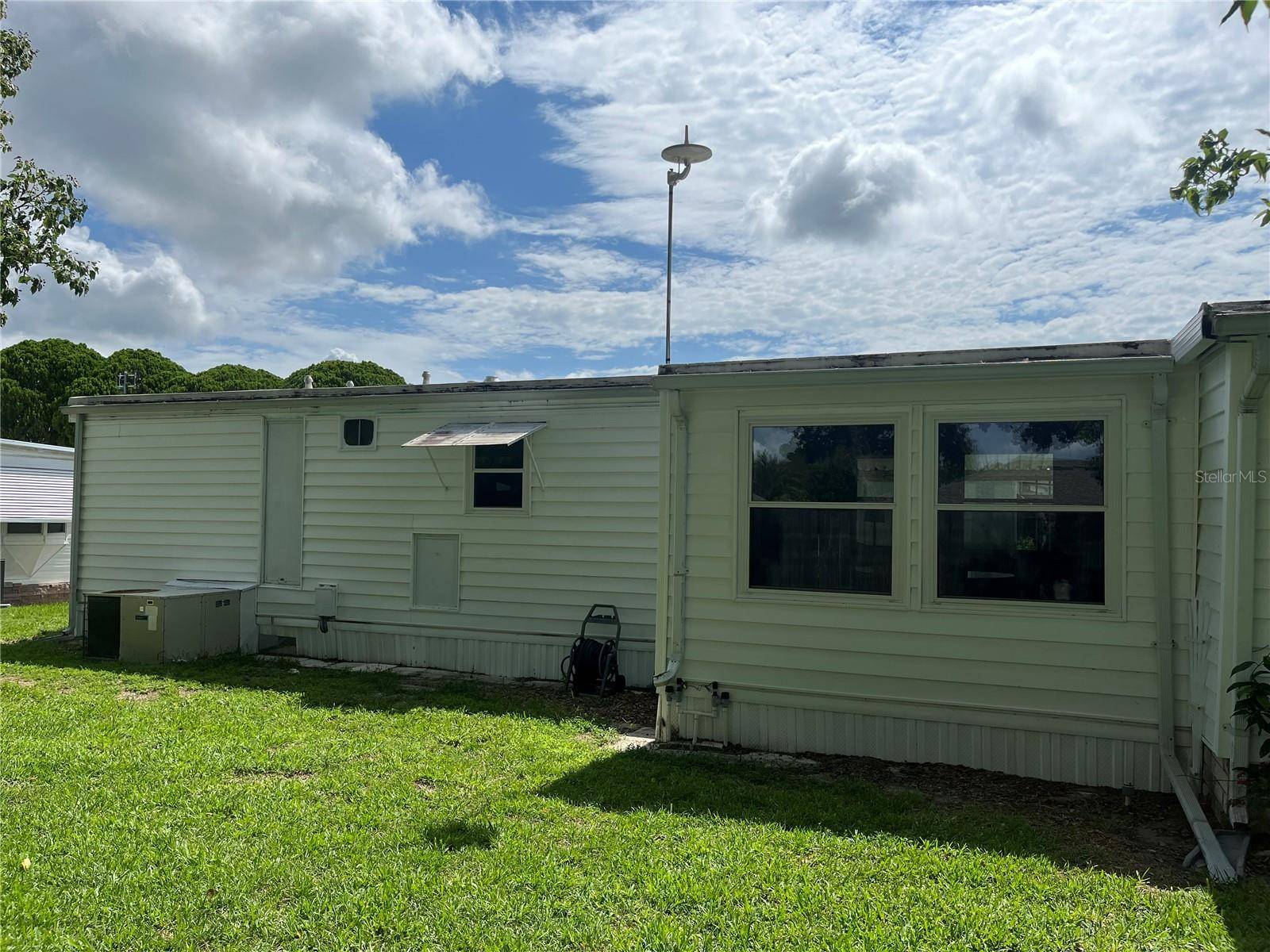 Leesburg, FL 34748,118 TROPICAL LN