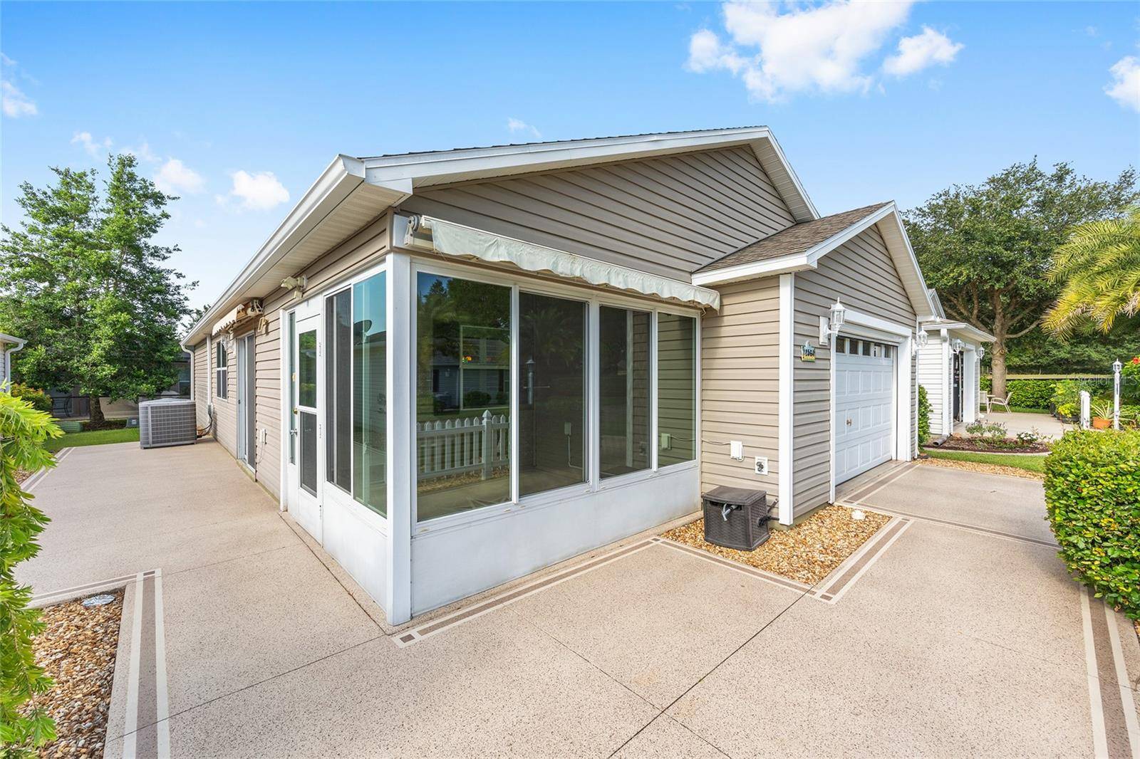 The Villages, FL 32162,2564 RED CEDAR LN