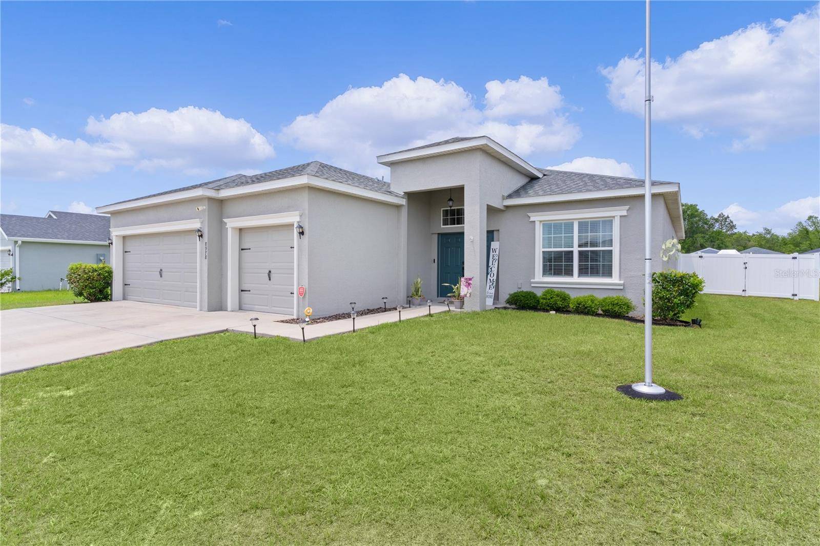 Ocala, FL 34480,8978 SE 42ND CT