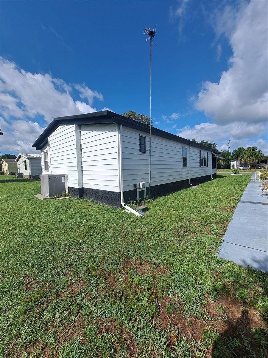 Lady Lake, FL 32159,1005 MATTHEW AVE