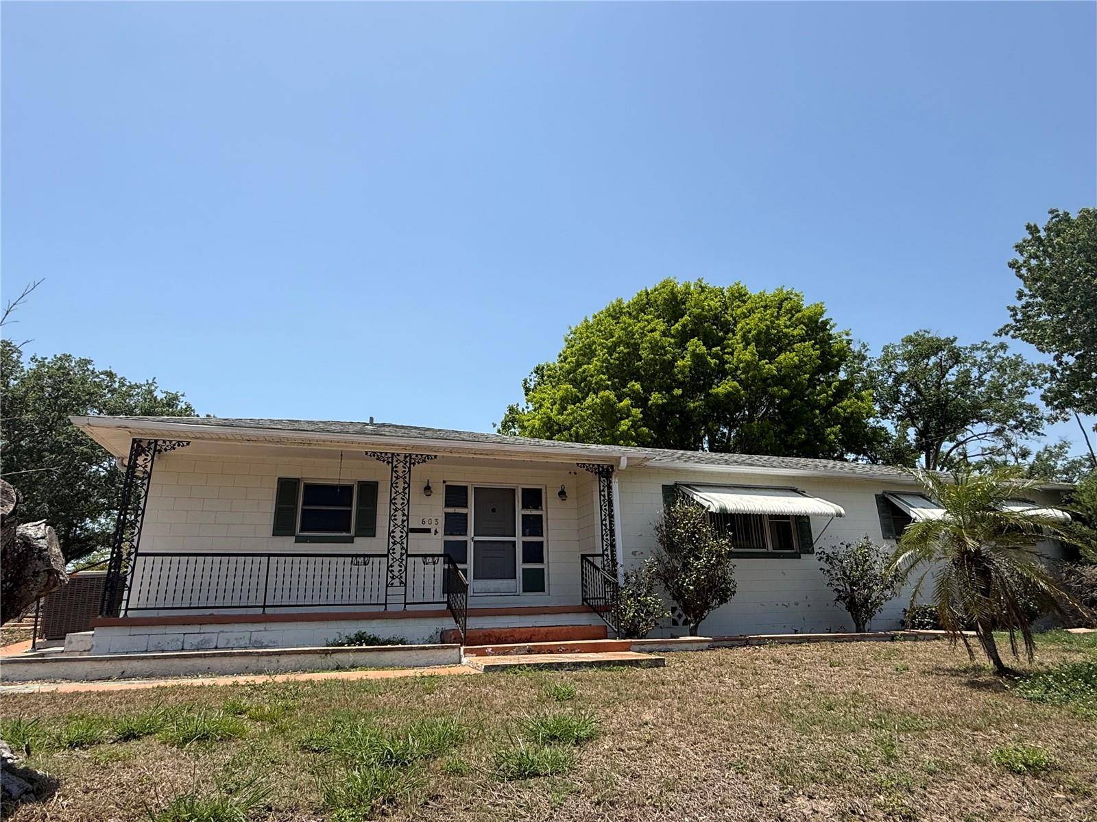 Eustis, FL 32726,603 W SEMINOLE AVE