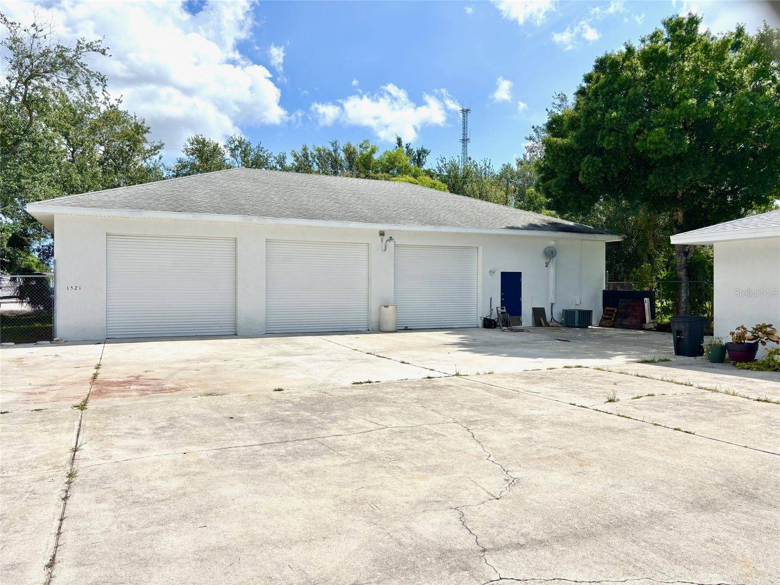 Port St Lucie, FL 34952,1521 SE SOUTH NIEMEYER CIR