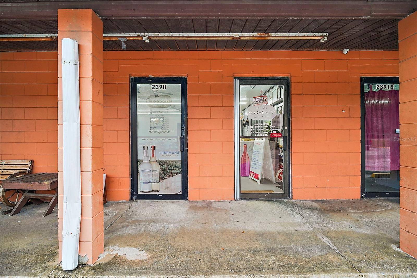 Sorrento, FL 32776,23911 STATE ROAD 46