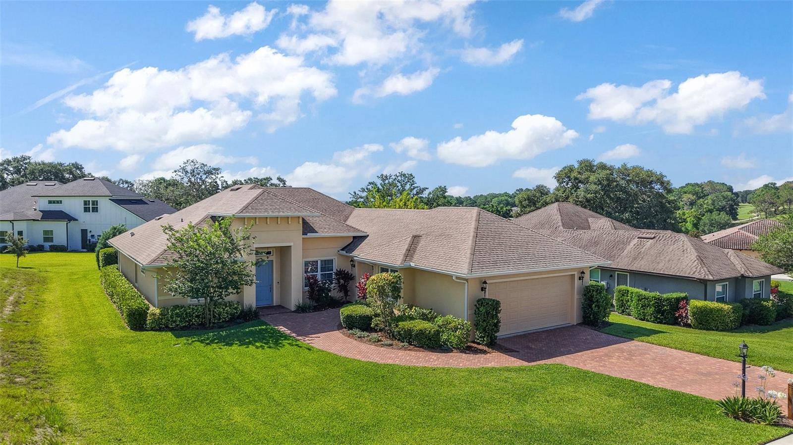 Lady Lake, FL 32159,39504 HILLRISE LN