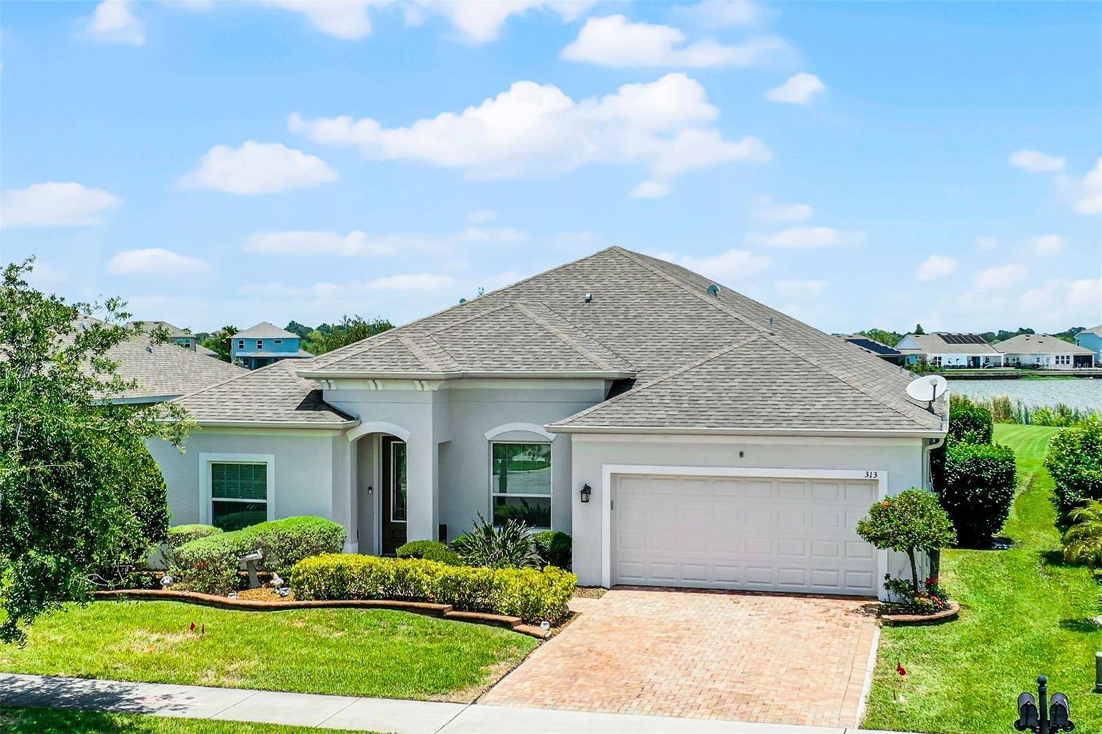 Groveland, FL 34736,313 BLUE CYPRESS DR