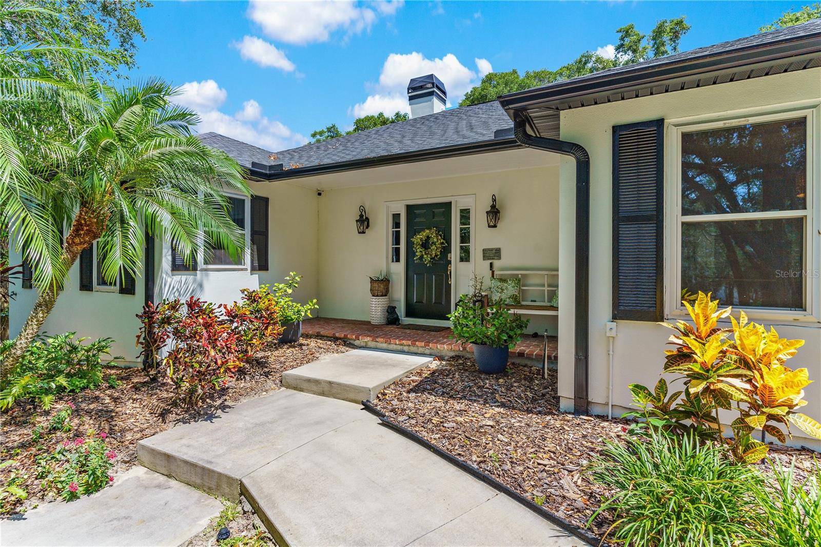 Mount Dora, FL 32757,2214 DOGWOOD CIR