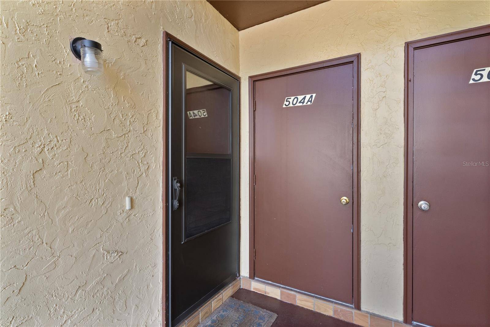 Ocala, FL 34472,504 SILVER CRSE #A