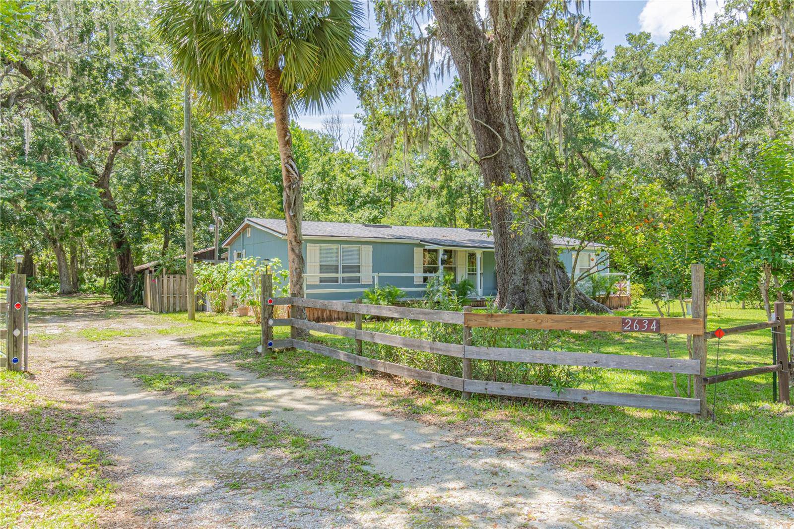 Lake Panasoffkee, FL 33538,2634 CR 416N