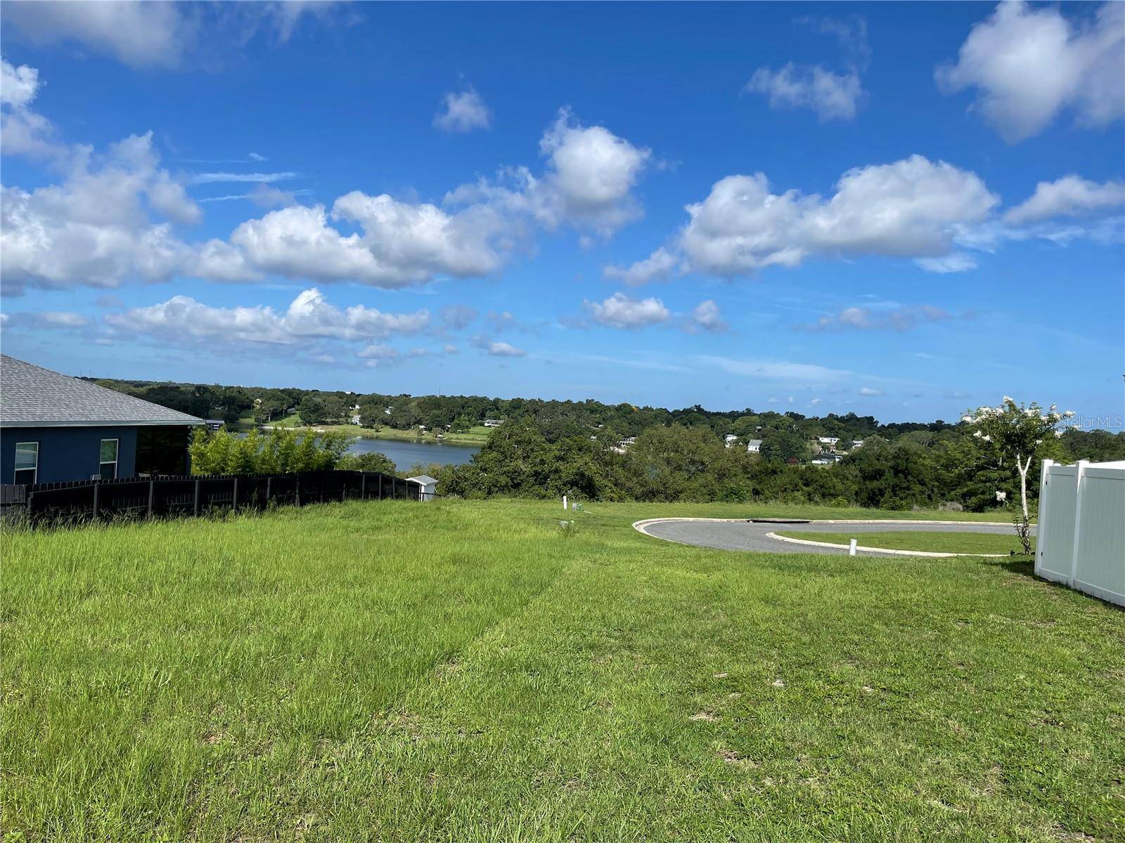 Eustis, FL 32726,COUNTRY CLUB RD