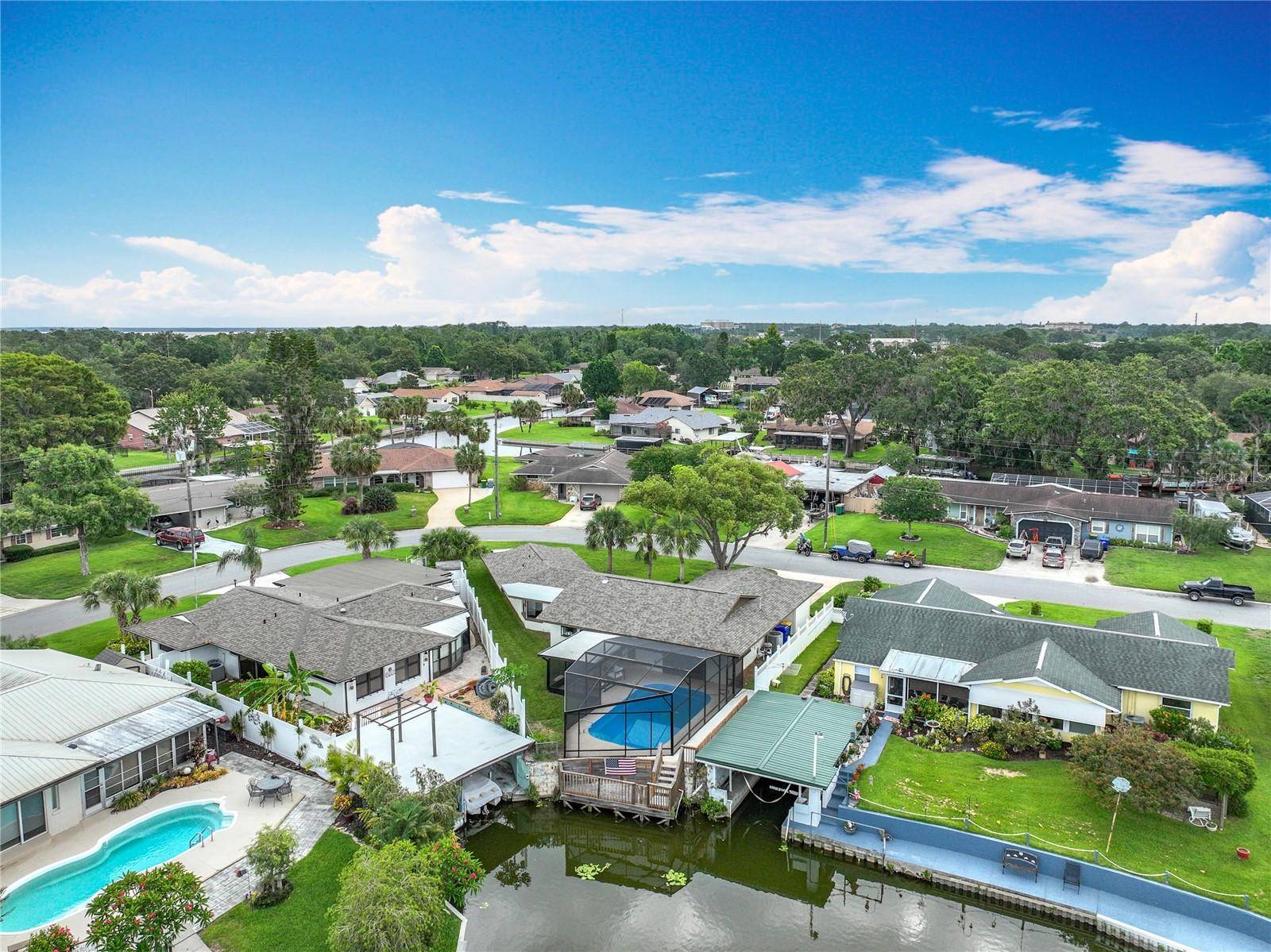 Tavares, FL 32778,1611 CANAL