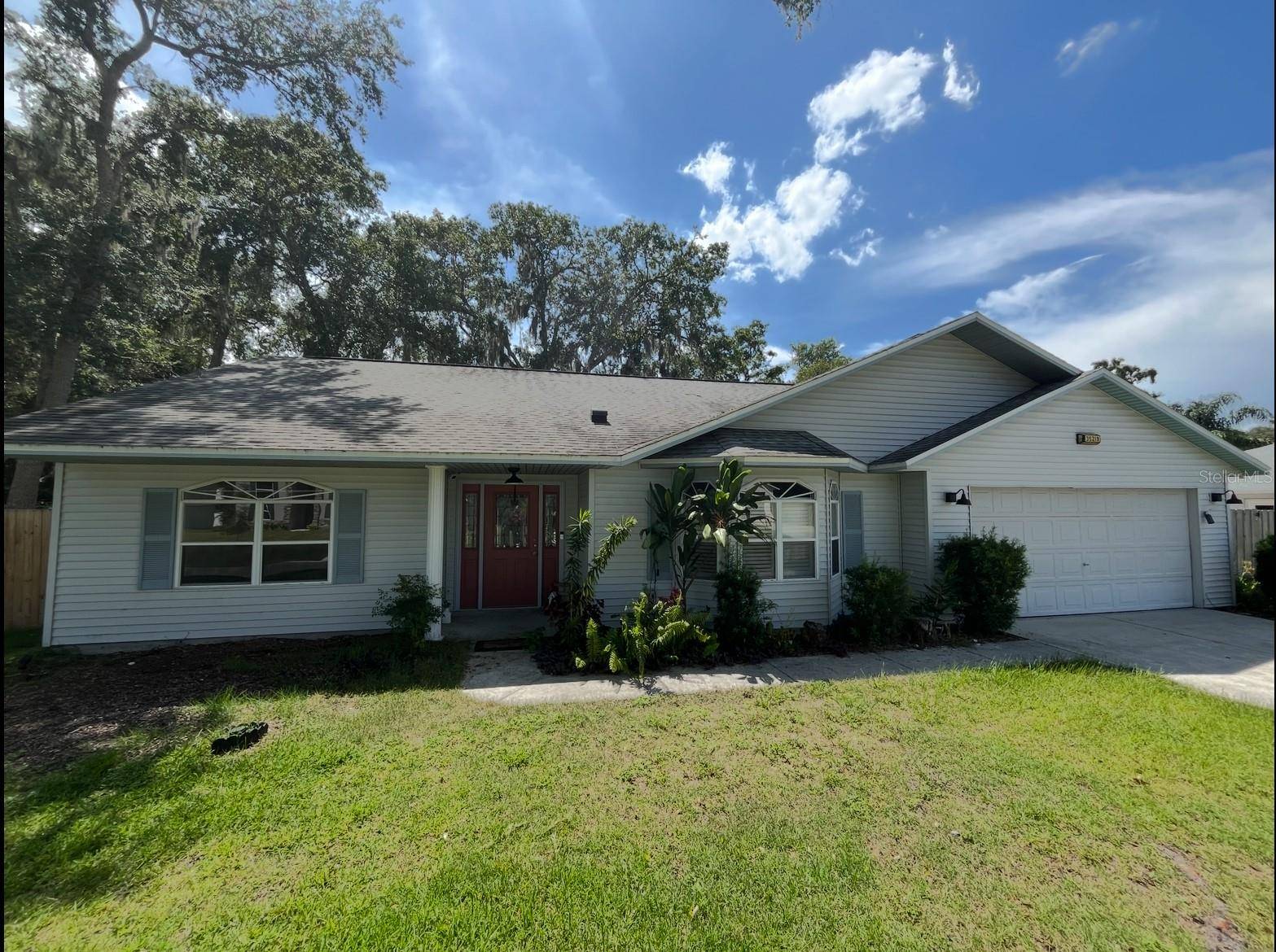 Leesburg, FL 34788,35219 HAINES CREEK RD