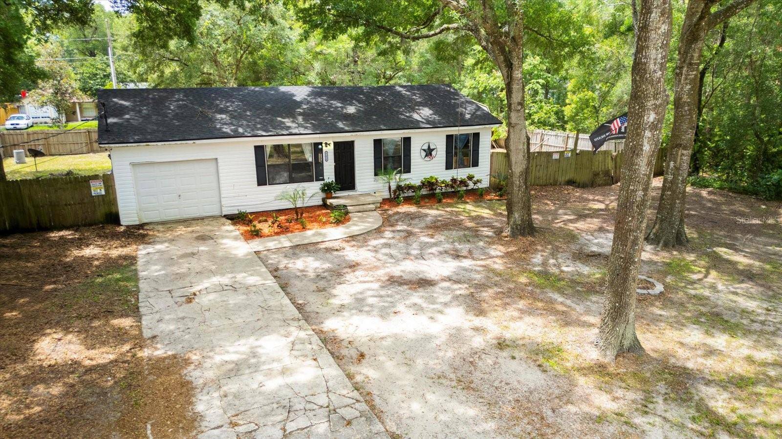 Sorrento, FL 32776,25824 SHAWNEE ST
