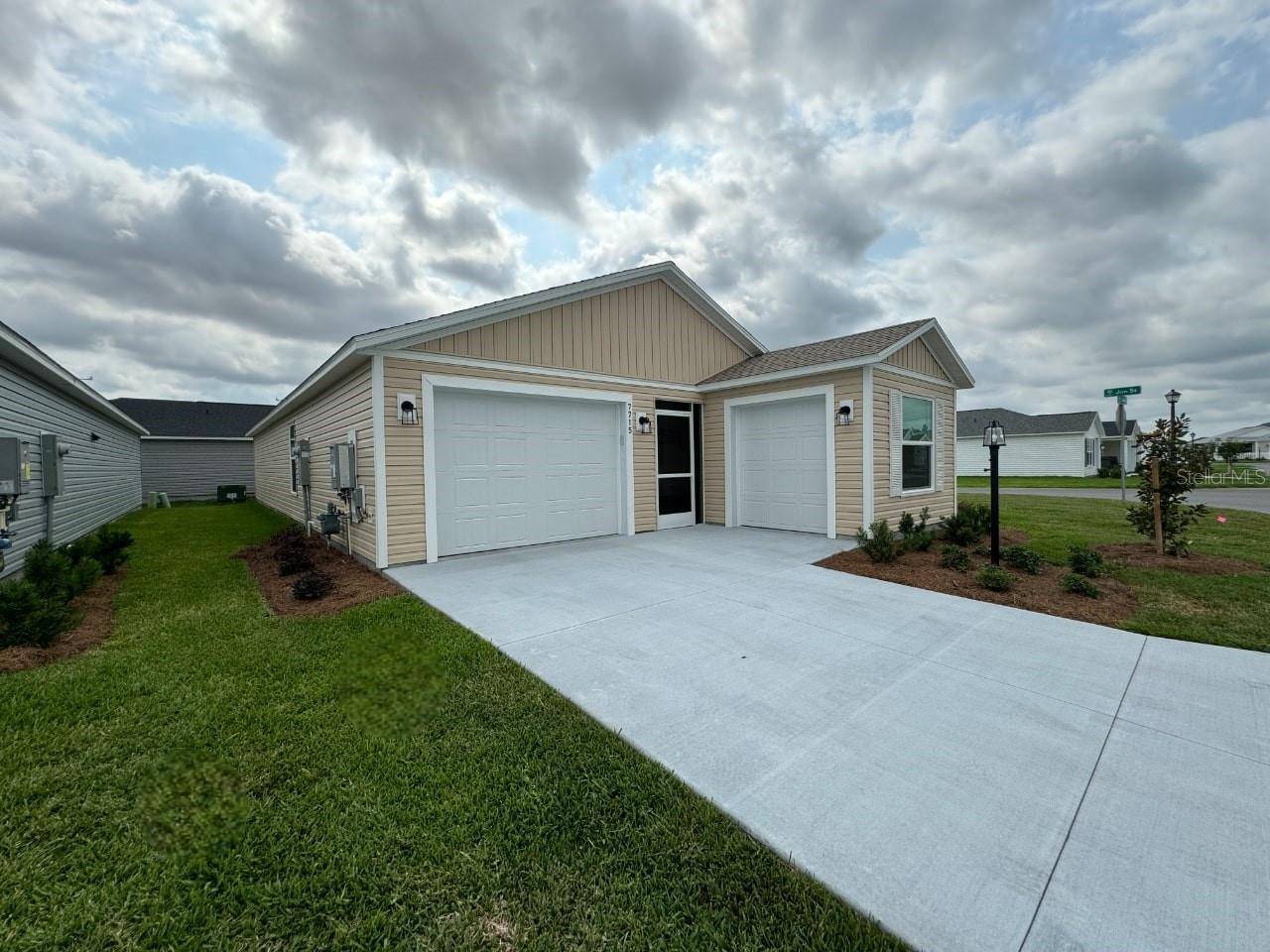 The Villages, FL 34762,7715 GUARINO LN