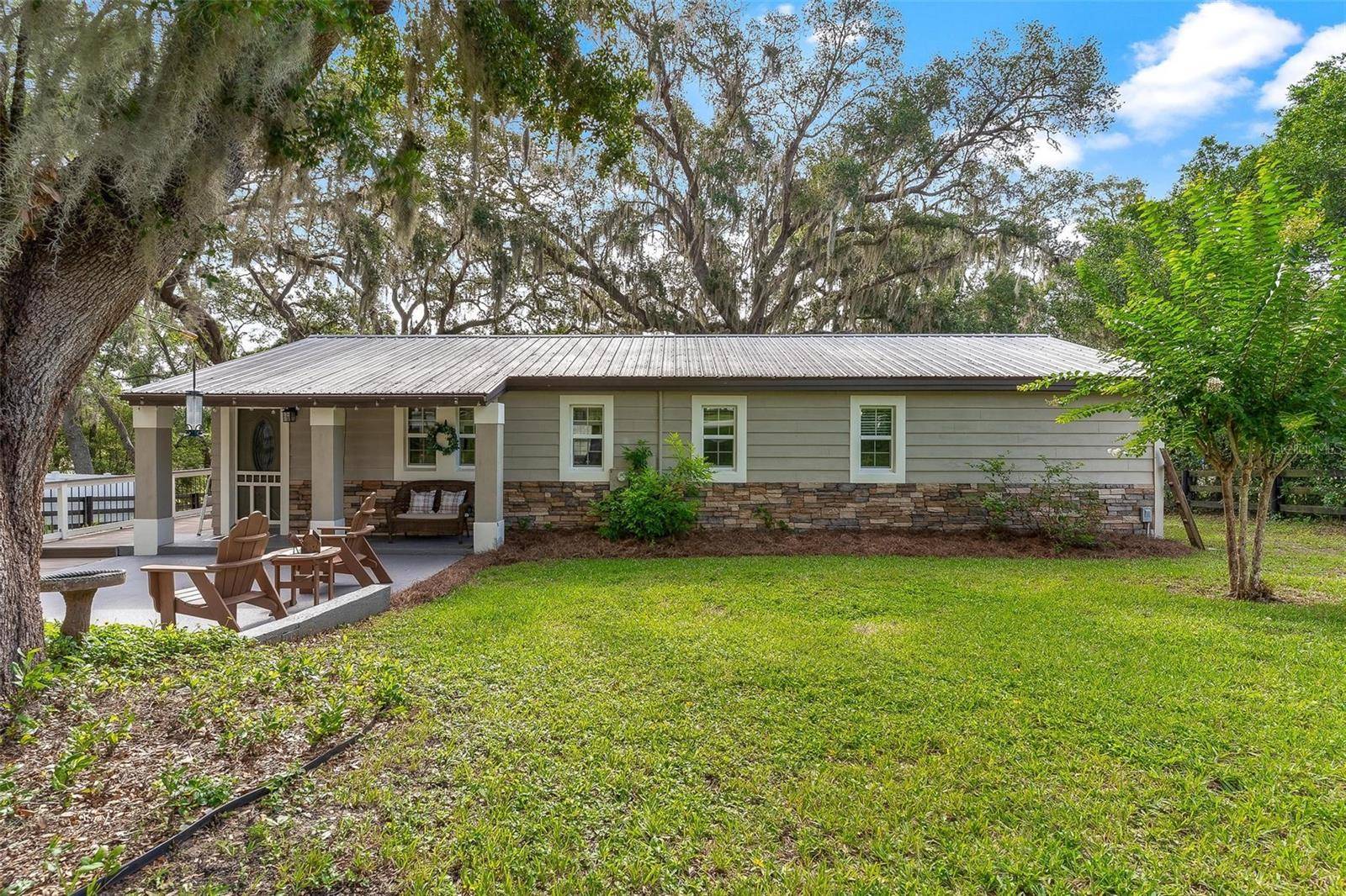 Fruitland Park, FL 34731,1436 SPRING LAKE RD