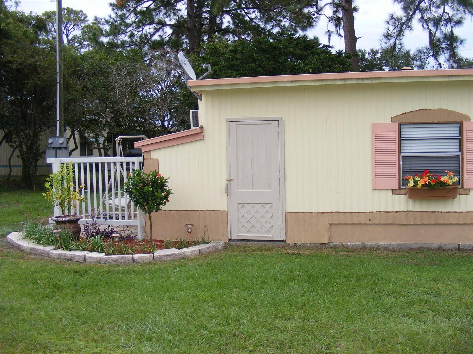Tavares, FL 32778,14915 OLD US HIGHWAY 441