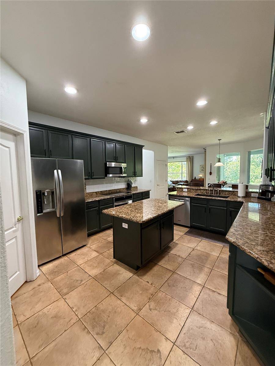Wesley Chapel, FL 33544,26620 SHOREGRASS DR
