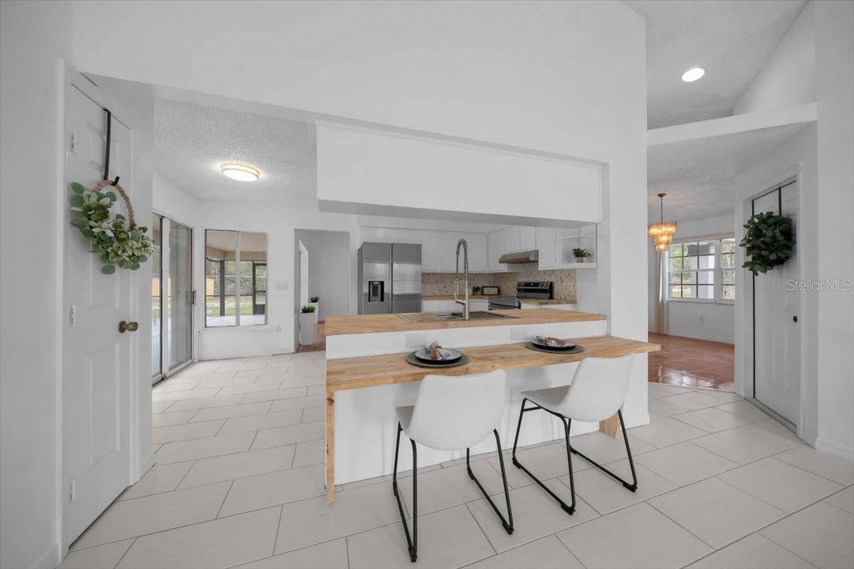 Ocala, FL 34473,2569 SW 175 LOOP