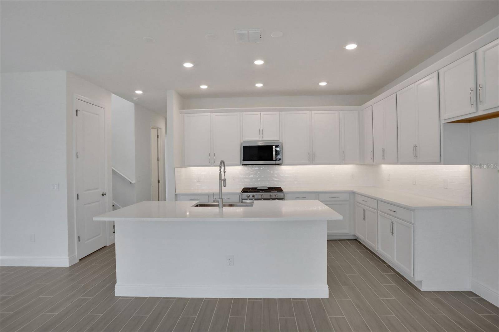 Lakewood Ranch, FL 34240,138 BRAGG LN