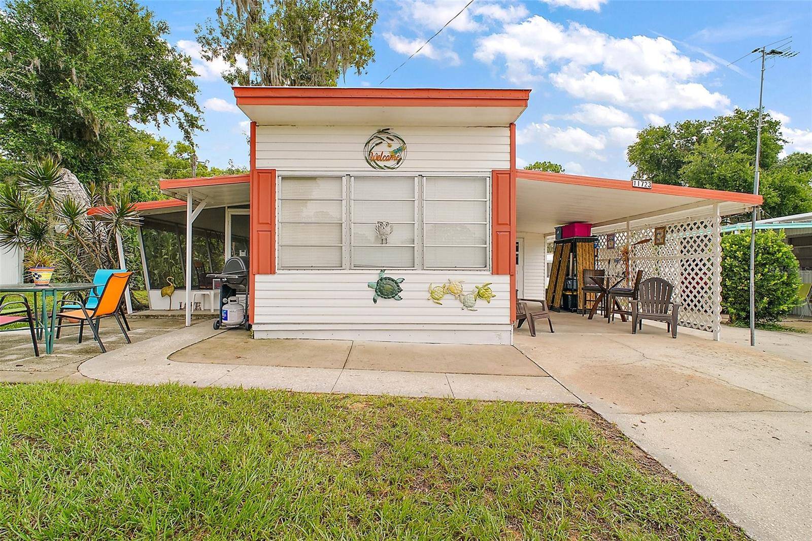 Tavares, FL 32778,11723 MAGNOLIA AVE
